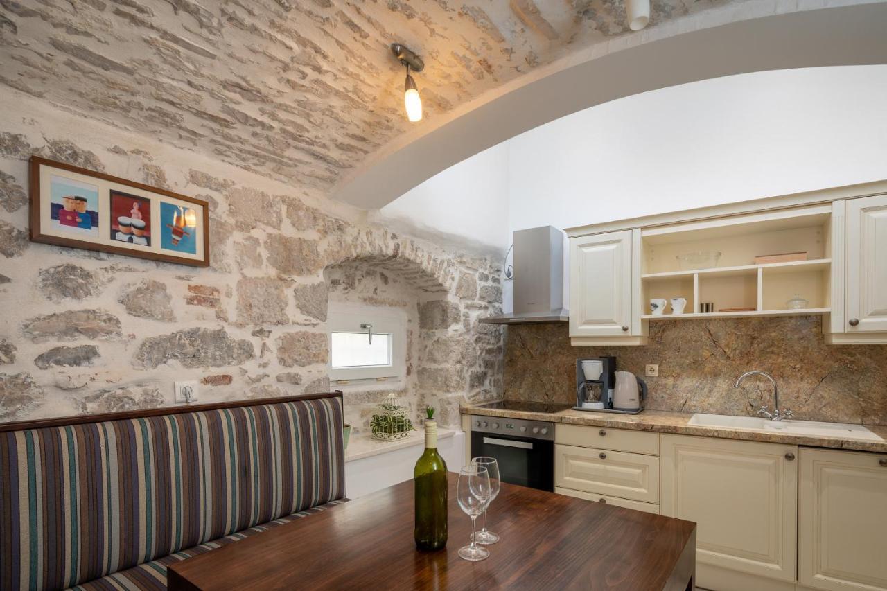 Awesome Stone House Ξενοδοχείο Σπλιτ Εξωτερικό φωτογραφία