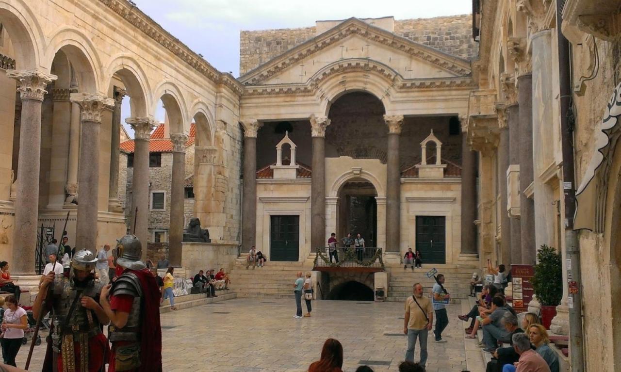 Awesome Stone House Ξενοδοχείο Σπλιτ Εξωτερικό φωτογραφία